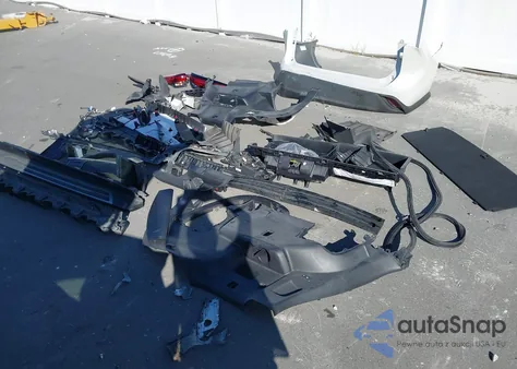 2020 Toyota Highlander Hybrid Xle z USA, uszkodzony, nr VIN 5TDGBRCH8LS507793